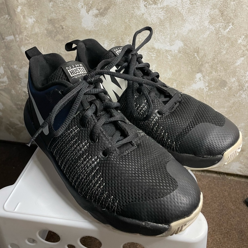 🎄Black Nike multi sport shoe